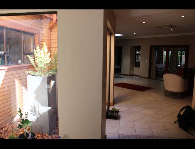 5 BEDROOM FREEHOLD TO LET IN WOODHILL GOLF ESTATE